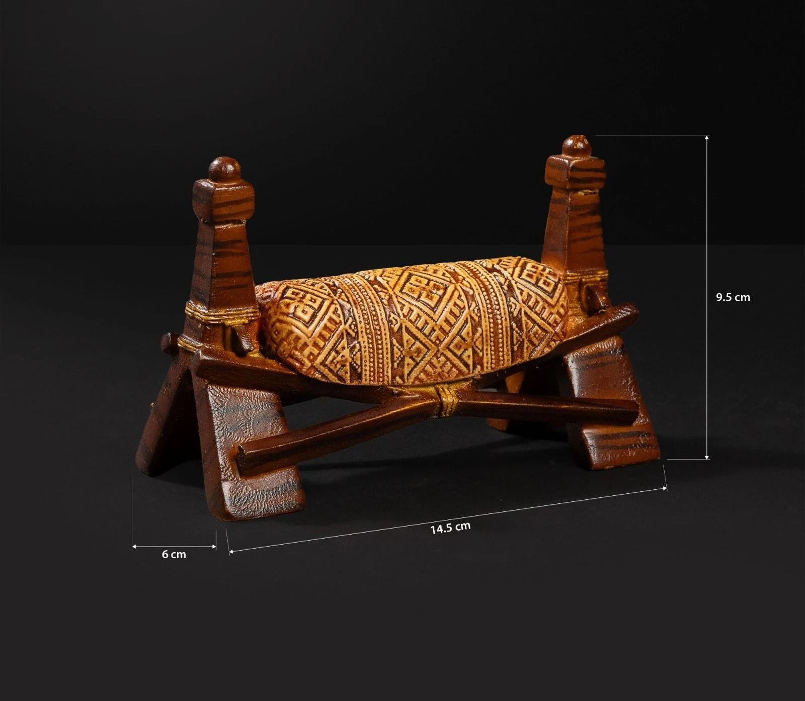 تراثي قطعة معروف كـ "ماركا" (أو ارمريست), يت تقليدي فن